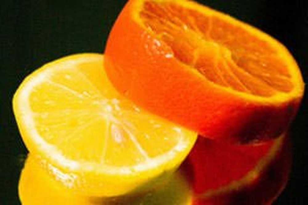 Померанец лимонад. 2 апельсина 2 лимона. Четверть лимона. Два лимона. 2 апельсина 2 лимона.