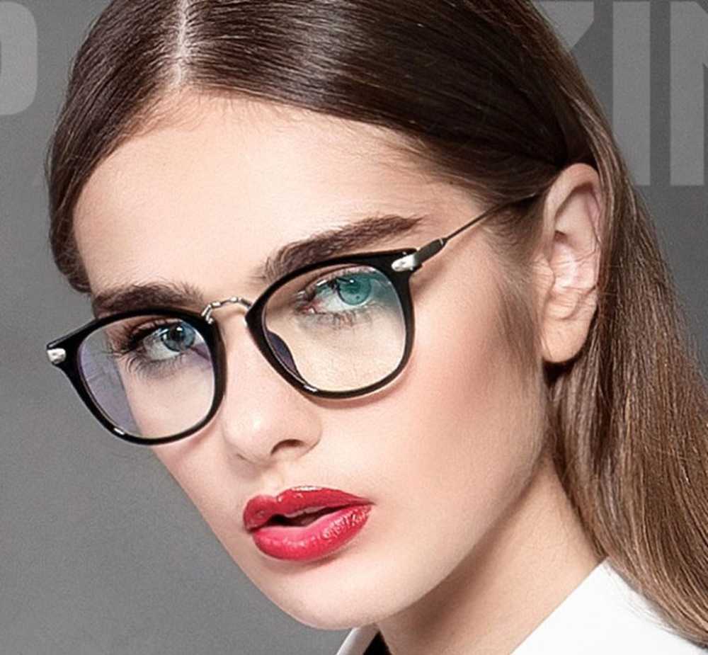 Какие очки модные в 2024 году женские. Очки для зрения. Модная форма очков. Очки для зрения модные. Оправы для очков женские для зрения.
