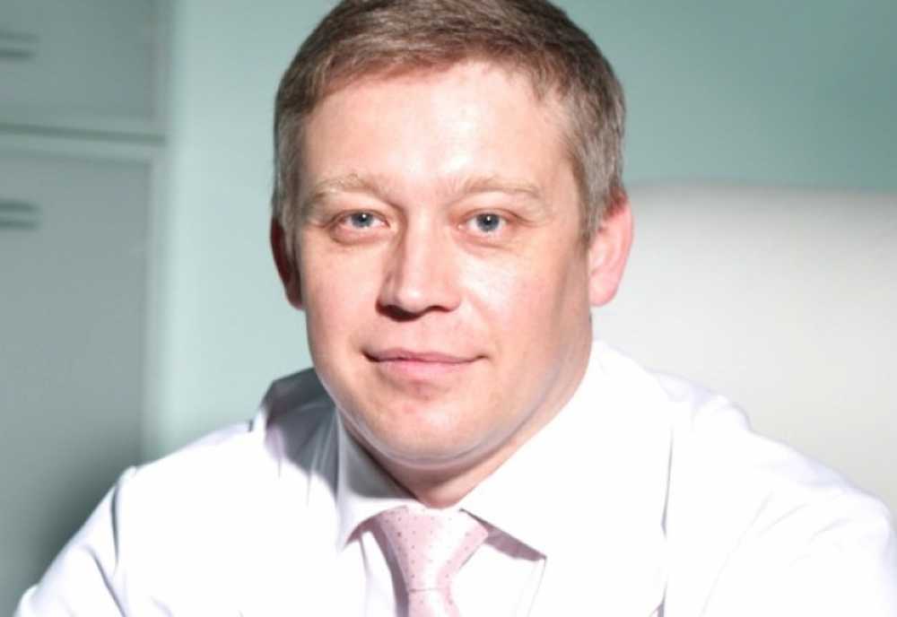 агапов денис генрихович, санкт-петербург. пластическая хирургия захаров антон. главный пластический хирург. доктор тимур хайдаров хирург. рыбакин артур владимирович клиника.