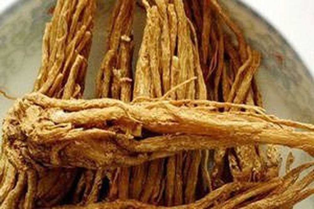 Спасал корень. Спасал корень. Корни пионов гнилушки. Спасал корень. Черенкование травянистого гибискуса.