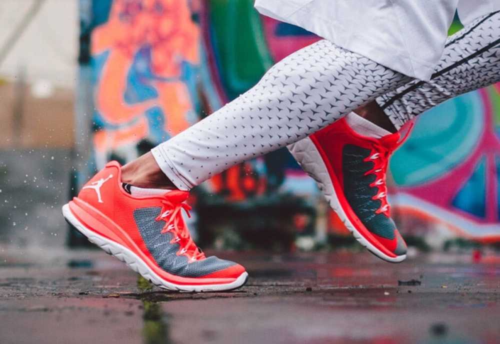 Большие кроссовки найк. Nike Air Jordan Runner. Nike Jordan Run. Nike Air Jordan для бега. Nike Running Sneaker.